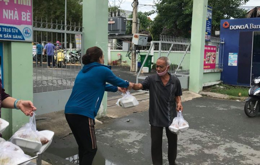 1.000 phần ăn đến tay người nghèo