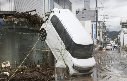 Mưa lũ tiếp tục hoành hành ở Nhật, ít nhất 49 người thiệt mạng