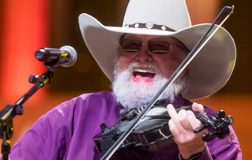 Ngôi sao nhạc đồng quê Charlie Daniels qua đời ở tuổi 83