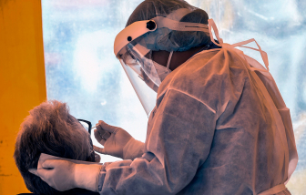 Hoa Kỳ hơn 3 triệu ca nhiễm, Úc thiệt hại kinh tế hơn 700 triệu USD mỗi tuần