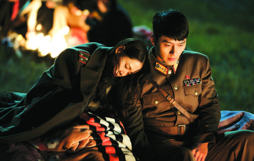 Hyun Bin: Giản dị và lặng lẽ sau ánh hào quang