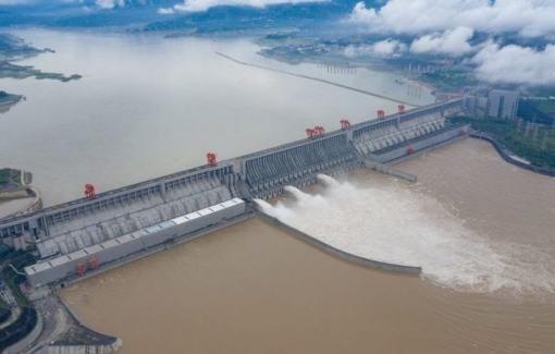 Đập Tam Hiệp xả lũ, ít nhất 14 người đã chết