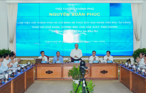 Thủ tướng Nguyễn Xuân Phúc: Không thể vì một số sai phạm mà TPHCM chùn bước trong phát triển