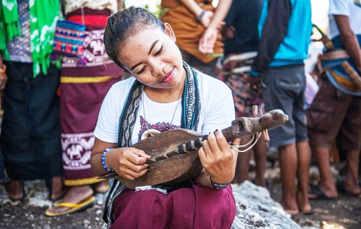 Hủ tục man rợ và lối thoát cho phụ nữ ở Indonesia