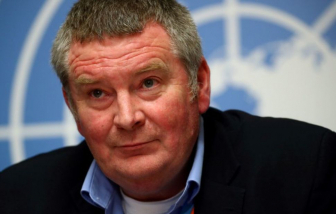 Chuyên gia WHO: Đừng mong đợi vắc-xin COVID-19 trong năm 2020