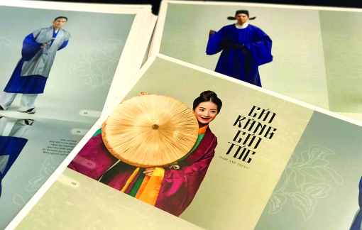 Vietnam Centre:  “Dệt” giấc mơ bằng cổ phục