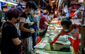 Người dân Hồng Kông bị phạt 645 USD nếu không đeo khẩu trang