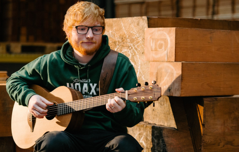 “Hoàng tử tình ca” Ed Sheeran: “Càng giàu có, tôi càng ít bạn”