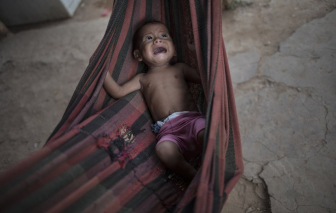 Mỗi tháng, 10.000 trẻ em trên thế giới chết đói vì COVID-19