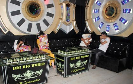 Quảng Nam: Tạm đình chỉ tất cả dịch vụ karaoke, quán bar, vũ trường