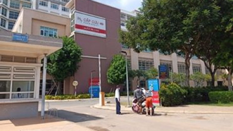 121 nhân viên y tế của 3 bệnh viện tại TPHCM tiếp xúc với bệnh nhân 449 đều có kết quả âm tính