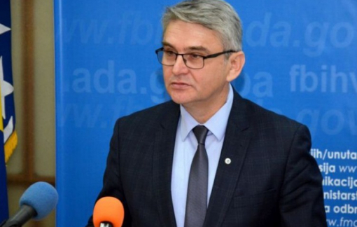 Bộ trưởng Bosnia và Herzegovina qua đời sau khi xét nghiệm dương tính SARS-CoV-2