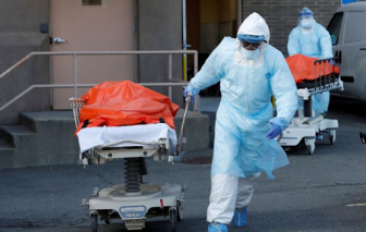 Kỷ lục gần 300.000 người nhiễm SARS-CoV-2  trong 24 giờ qua