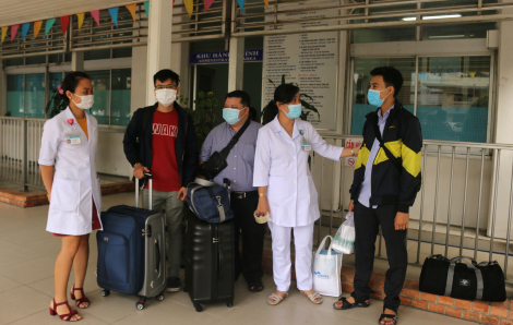 Bác sĩ Bệnh viện Chợ Rẫy tiếp tục lên đường chi viện cho Đà Nẵng