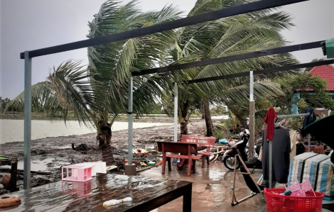 Bão số 2 gây sập, hư hại nặng hơn 400 căn nhà ở Kiên Giang