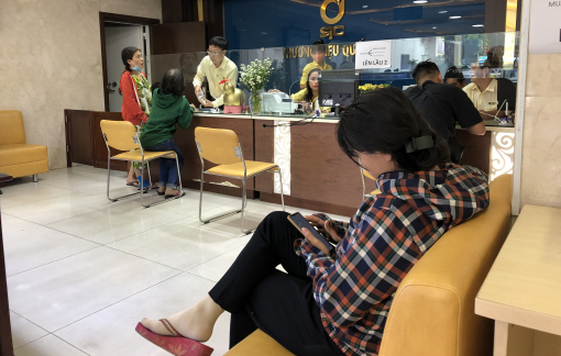 Giá vàng vượt mốc 59 triệu đồng/lượng