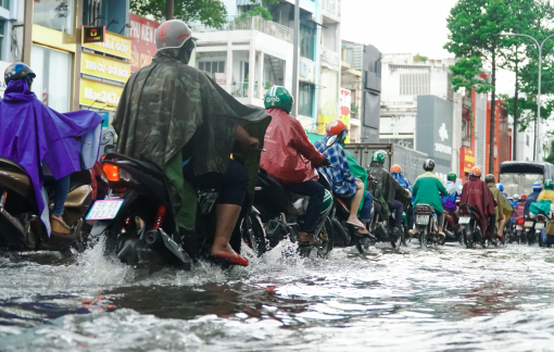 Từ nay đến 8/8, TPHCM có khả năng mưa to đến rất to, kèm dông lốc