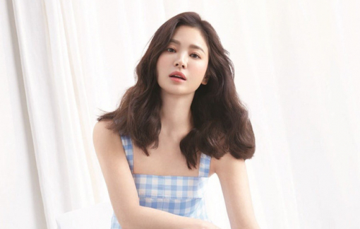 "Nàng thơ" Song Hye Kyo: "Niềm tin và tình yêu sẽ chiến thắng COVID-19"