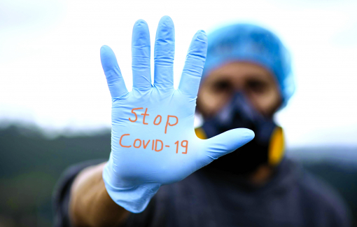 Ừ nhỉ, sao không cứ “chill” đi!*