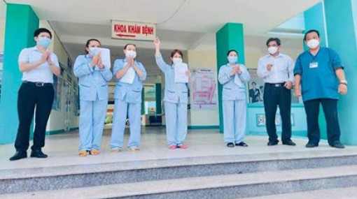 4 bệnh nhân COVID-19 đầu tiên ở Đà Nẵng được công bố khỏi bệnh