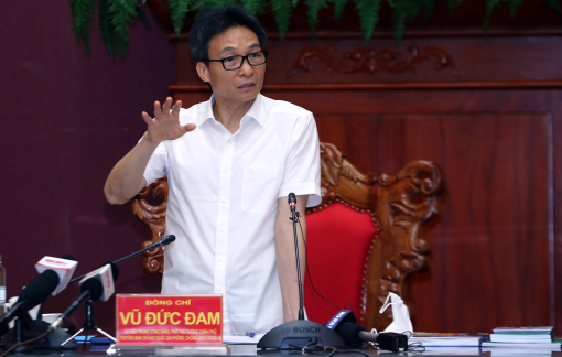 Phó thủ tướng Vũ Đức Đam: Việt Nam đối mặt với sức ép lớn trong đợt dịch thứ ba