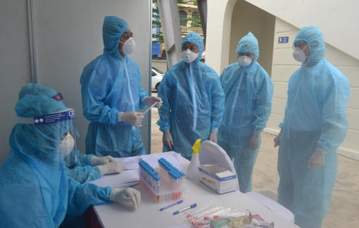 Hà Nội xét nghiệm cho người dân về từ Đà Nẵng: Khó hoàn thành tiến độ
