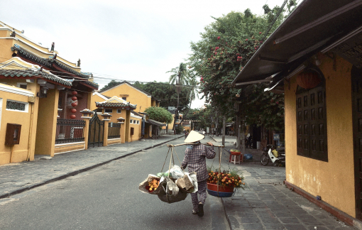 Người đàn bà nơi “thành phố cách ly”