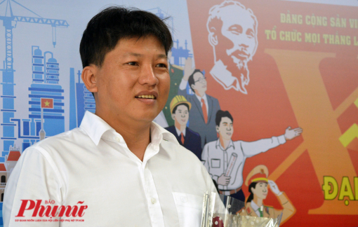 Tranh cổ động đoạt giải nhất lấy cảm hứng từ hình ảnh Phó thủ tướng Vũ Đức Đam