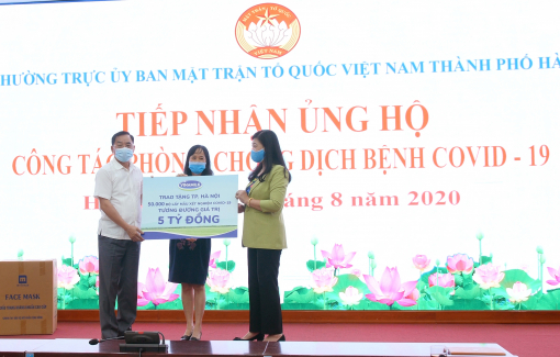 Vinamilk ủng hộ 8 tỷ đồng cho Hà Nội và ba tỉnh thành miền Trung chiến đấu chống dịch COVID-19