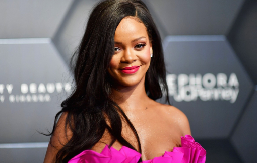 Ca sĩ Rihanna gây bất ngờ sau thời gian cách ly