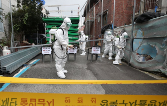 Hàn Quốc nâng "cấp độ 2" cảnh báo dịch COVID-19 sau 3 tháng