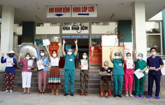 1 nhân viên y tế và 6 người mắc COVID-19 khỏi bệnh, được xuất viện