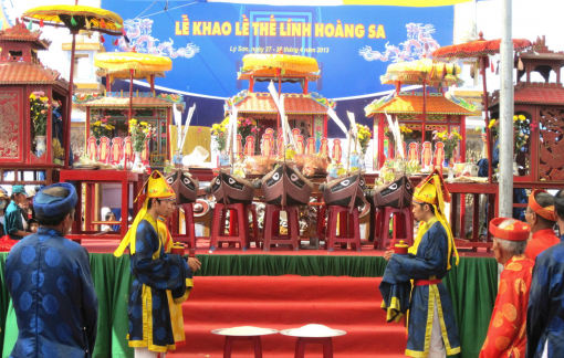 Thiên tử, thiên hạ - não trạng “di căn” của nhà cầm quyền Trung Quốc