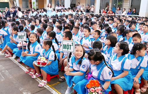 Yêu cầu học sinh lớp Một học hai buổi: Quá lý tưởng dẫn đến khó khăn