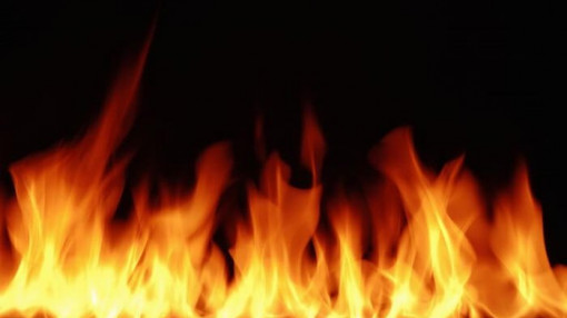 Người phụ nữ bị truy nã phóng hoả đốt công ty của em trai người tình