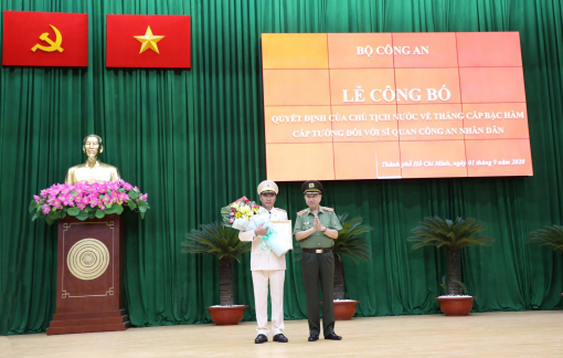 Phó giám đốc Công an TPHCM Cao Đăng Hưng được thăng hàm thiếu tướng