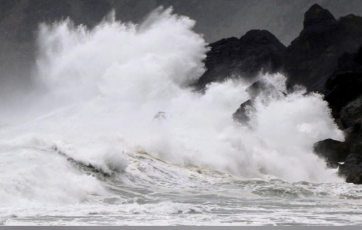 Siêu bão Haishen tiến gần đến Nhật Bản