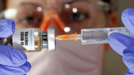 Các công ty dược phẩm Mỹ cam kết đặt sự an toàn của vắc-xin lên hàng đầu