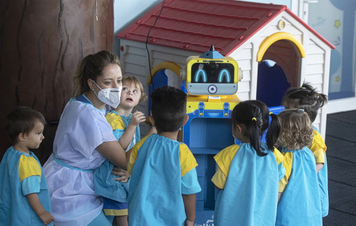 Tây Ban Nha: Lo sợ COVID-19, phụ huynh phản đối cho học sinh trở lại trường