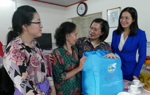 Mấy chục năm ở trong căn nhà ọp ẹp