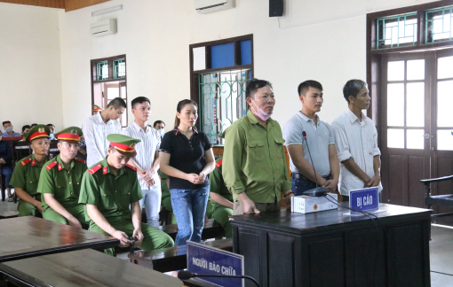 21 năm tù cho nhóm đưa người sang Anh trái phép