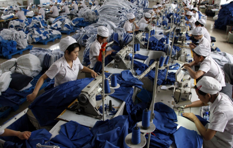 ADB hạ dự báo tăng trưởng kinh tế Việt Nam còn 1,8%