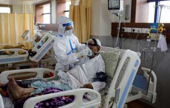 Bệnh viện Ấn Độ tranh giành oxy khi số ca mắc COVID-19 vượt quá 5 triệu