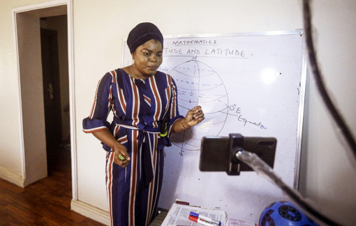 “Giáo viên quốc tế bất đắc dĩ”