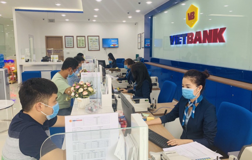 Vietbank triển khai ưu đãi miễn nhiều phí dịch vụ cho khách hàng