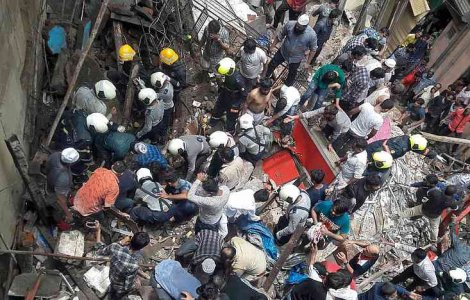 Ít nhất 10 người chết trong vụ sập tòa nhà ở Mumbai