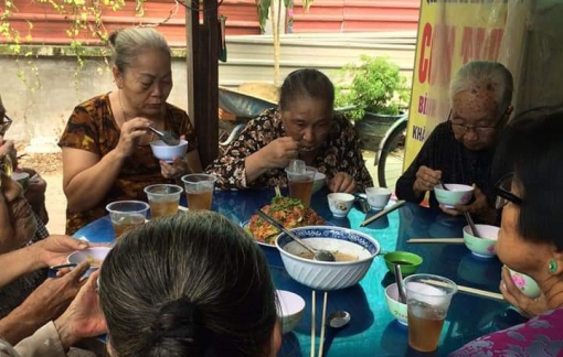 Bữa ăn dinh dưỡng cho các mẹ