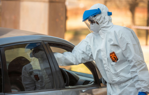 COVID-19 ngày càng tồi tệ ở châu Âu