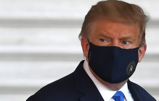 Tổng thống Donald Trump lần đầu xuất hiện công khai sau khi mắc COVID-19