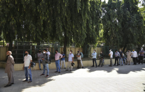 WHO: 10% dân số trên thế giới có thể đã bị nhiễm COVID-19, đại dịch vẫn còn tiến triển